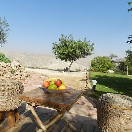 Desert View Suite Kfar Adumim Екстер'єр фото