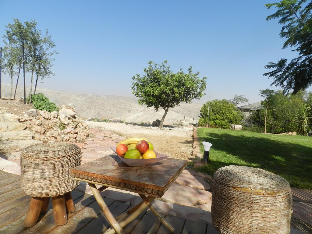 Desert View Suite Kfar Adumim Екстер'єр фото